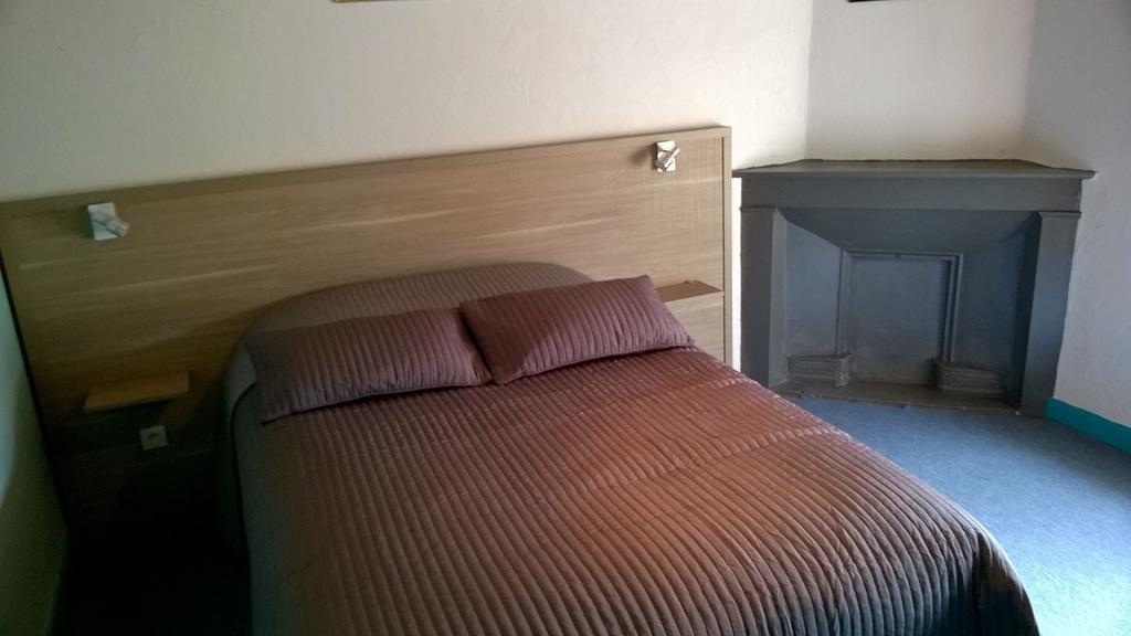 Vorey Hotel Des Voyageurs חדר תמונה