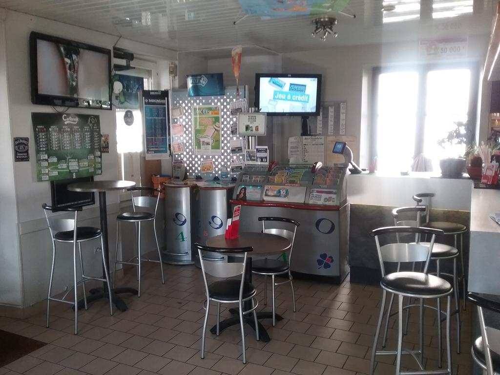 Vorey Hotel Des Voyageurs מראה חיצוני תמונה